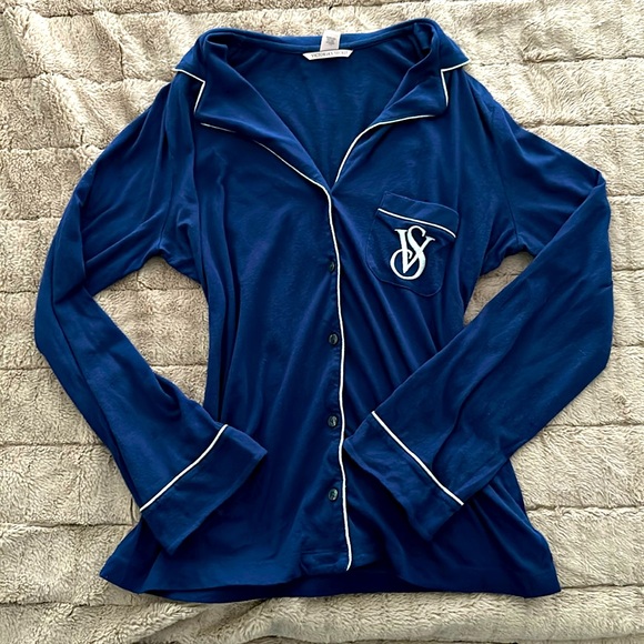 Victoria Secret - sleeping shirt - Picture 1 of 3